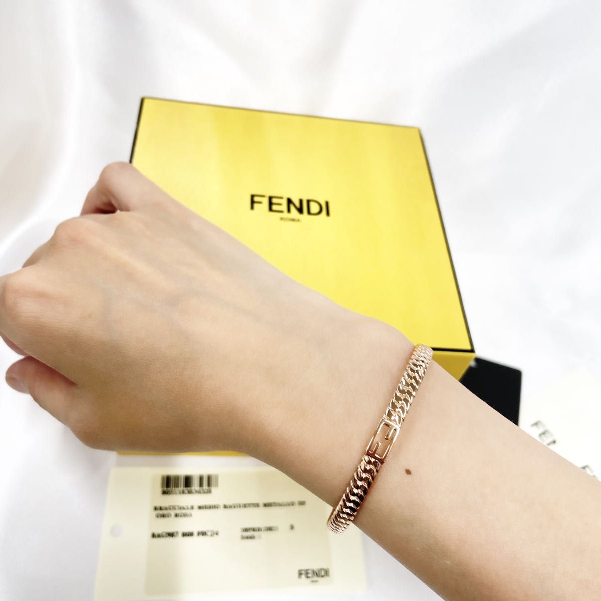 FENDI フェンディ ブレスレット MEDIUM BANGLE BAGUETTE バゲット 8AG987 ピンクゴールド　GP