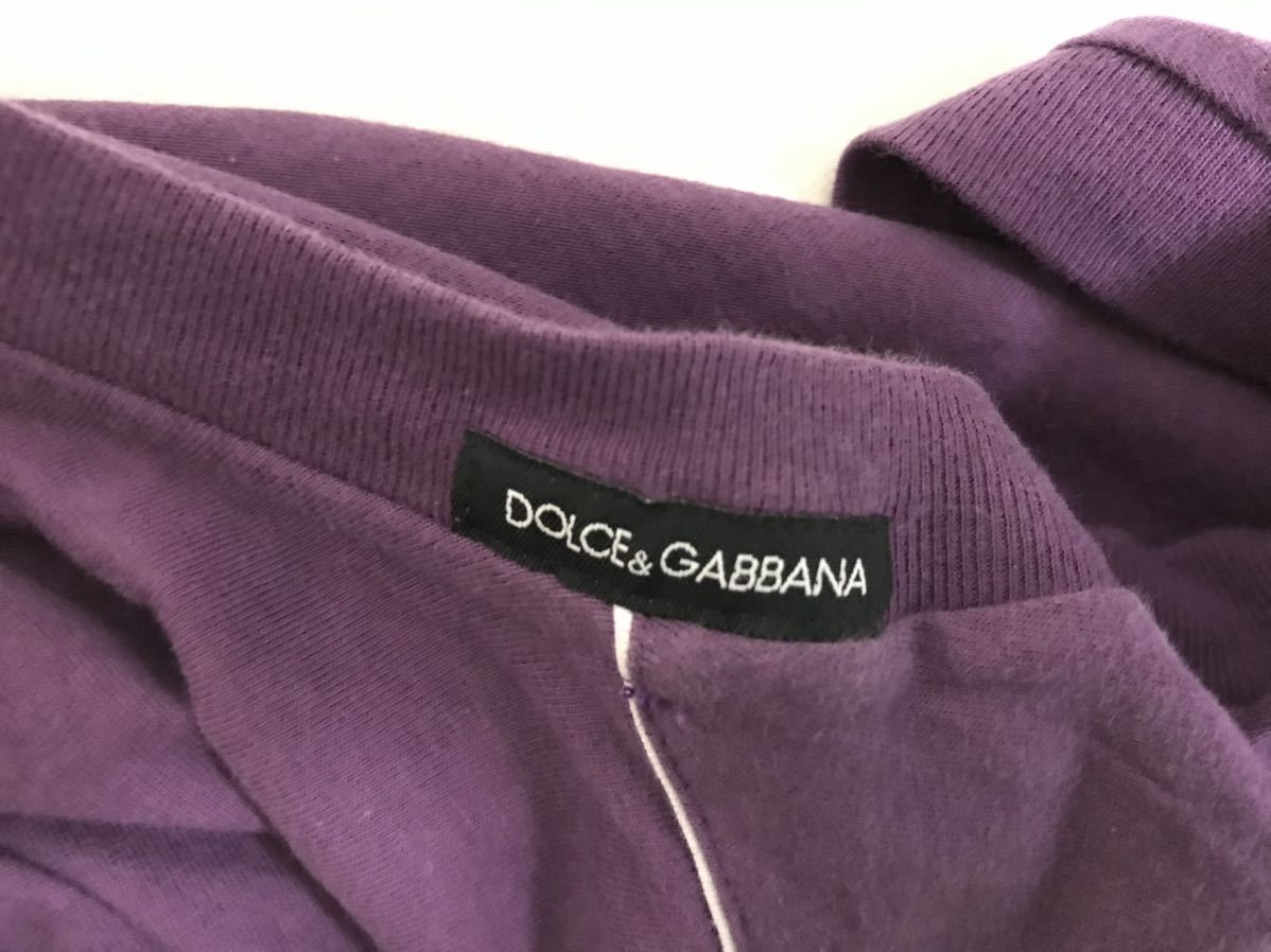 本物ドルチェアンドガッバーナDOLCE&GABBANAコットンVネック半袖Tシャツメンズアメカジサーフミリタリービジネススーツ紫パープル44S