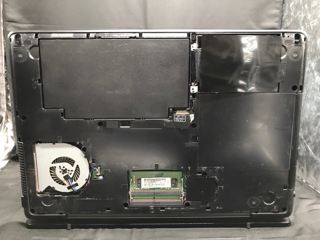 ジャンク【富士通】LIFEBOOK AH77/B1 Core i7 7th Gen ※ステッカー上で