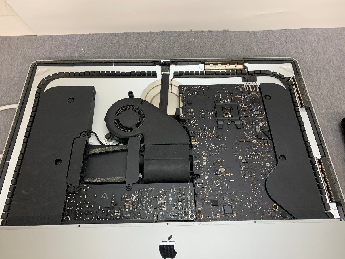 ジャンク【Apple】iMac Retina 4K 21.5inch 2017 A1418 Core i5 7400