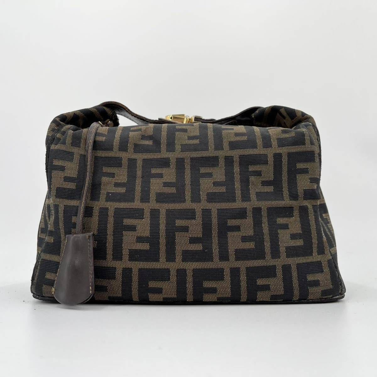 1円【 美品・正規品 】FENDI フェンディ バニティ ポーチ ハンドバッグ