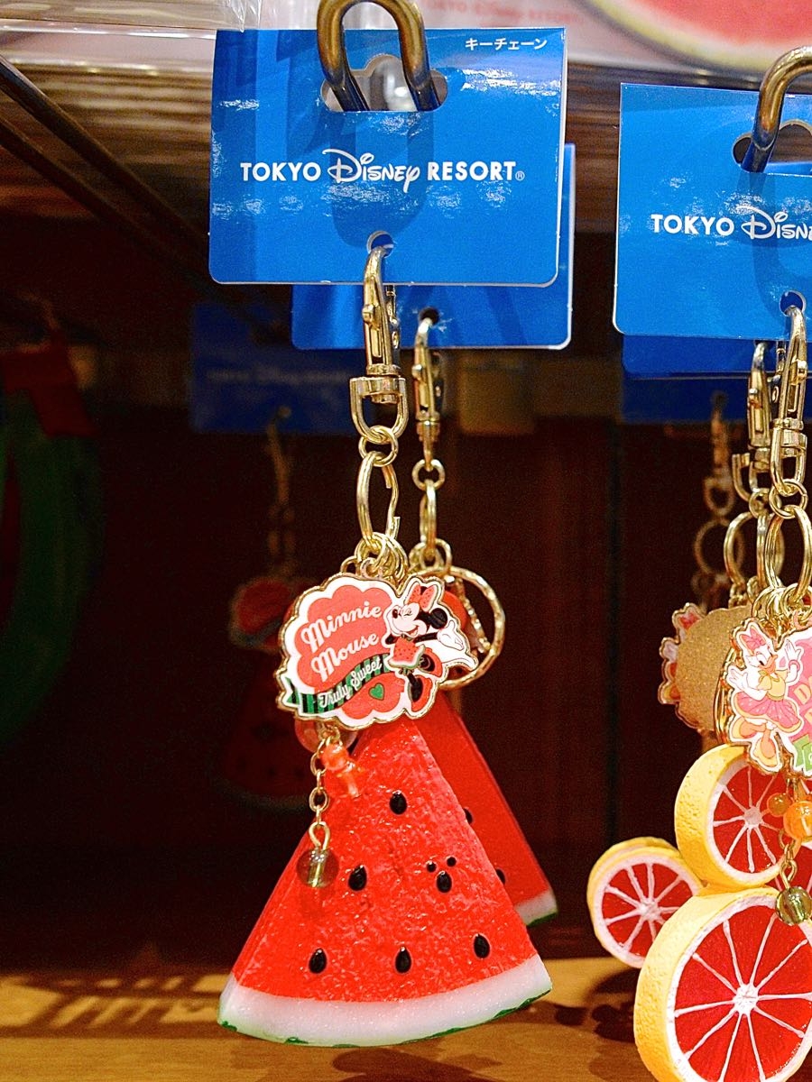 * Disney resort limitation * 2018 full full fruit minnie key chain 