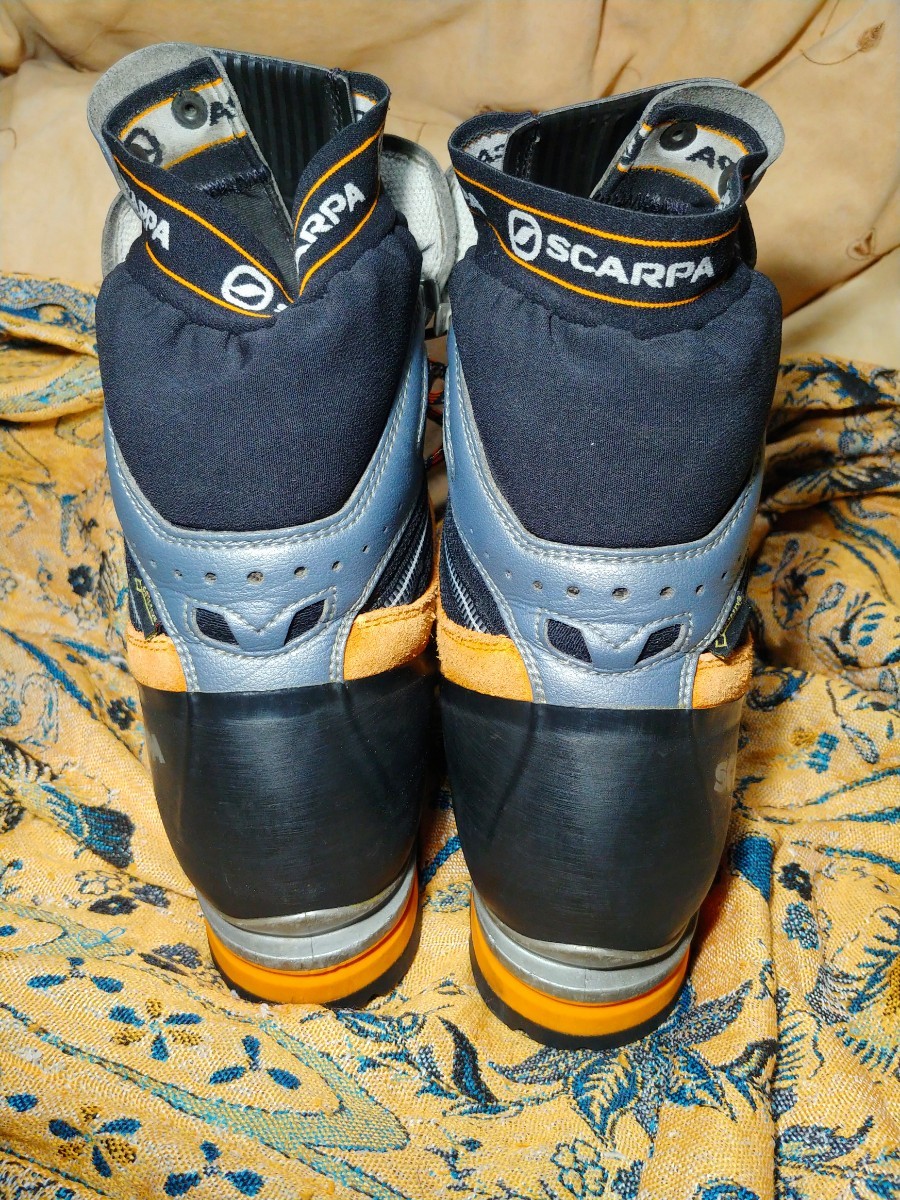 公式】 スカルパ SCARPA モンブランプロ EU41 登山靴 雪山 バック
