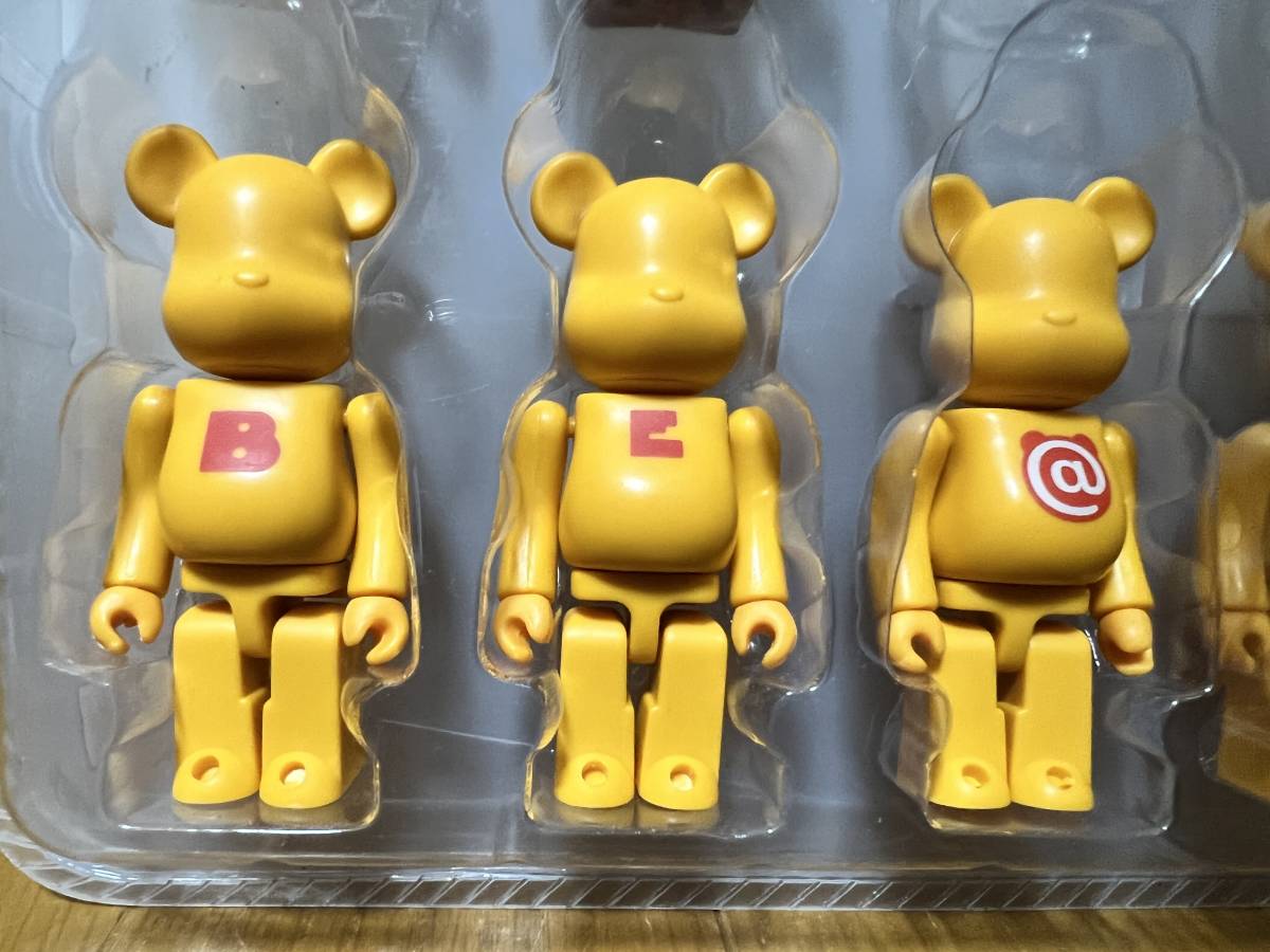 Bibian 比比昂- 激レア! BE@RBRICK シリーズ2 カード付箱付き Bibian 比比昂- 激レア! BE@RBRICK シリーズ2 カード付箱付き