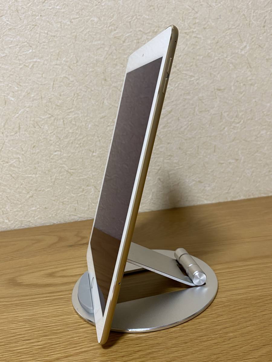 ジャンク Apple iPad air 2 容量不明 A1567 #456 起動しないの画像6
