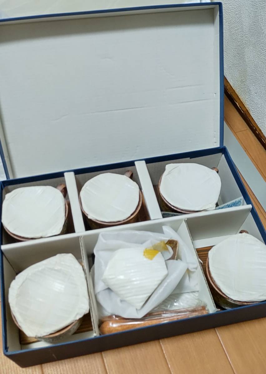 新品　希少品　コーヒーカップ　土器　大互贈答株式会社　剣山　生け花　水盤　贈答品セット　カップ＆ソーサー デミタスカップ　5客セット_画像1