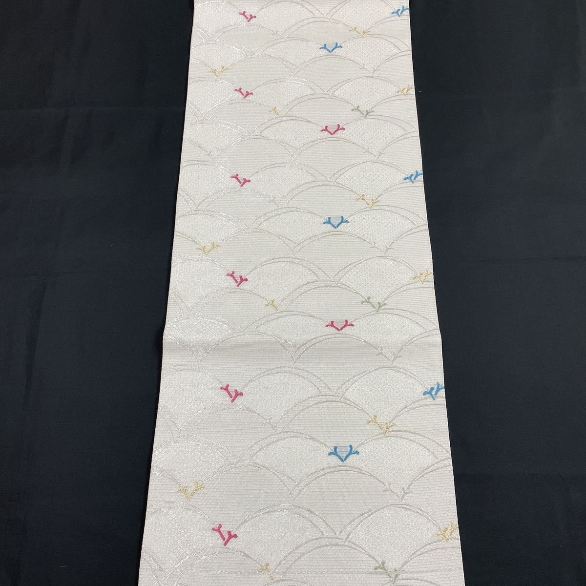 着物月花 絽 品のあるデザインの夏9寸名古屋帯 未使用品 六通柄 正絹