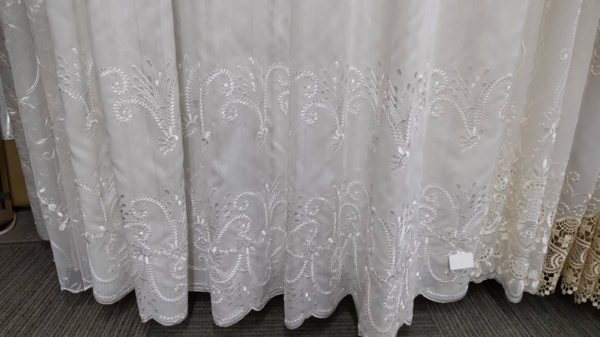 トルコ製高級刺繍オーダーレース 幅201cm~300cm x 高さ220cm トルコ製高級刺繍オーダーレース 幅201cm~300cm x 高さ220cm