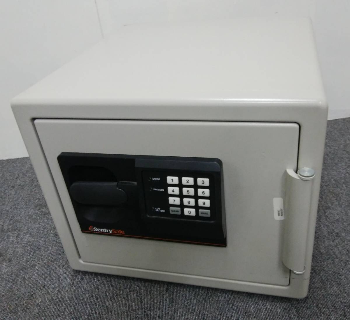  cent Lee fire-proof safe numeric keypad type SB0507 Sentry Safe receipt welcome 