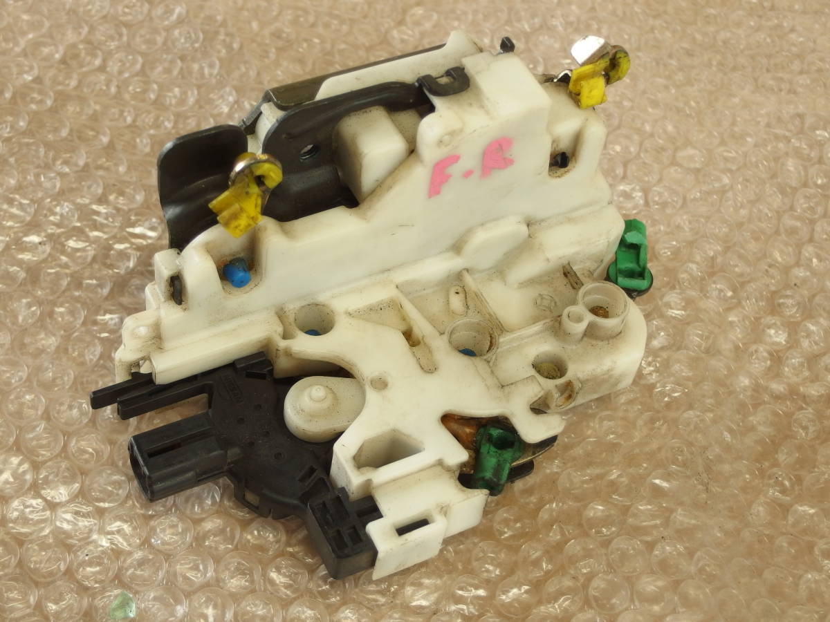 H7年 PR50 R50 テラノ フロント ドア ロック/アクチュエータ 左右 作動OK 1995 TERANNO LOCK ASSY,FRONT DOOR RH/LH PATHFINDER_画像9