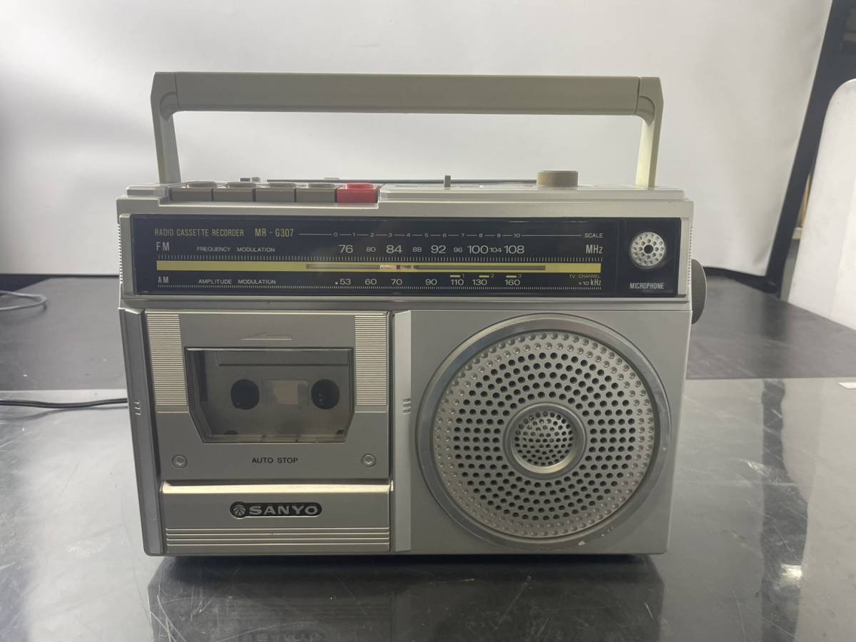 SANYO MR-G307 FM/AM ２バンド 昭和レトロ 三洋電機 ラジカセ 小型ラジカセ　神奈川県厚木市保管　　Y23.F-1_画像1