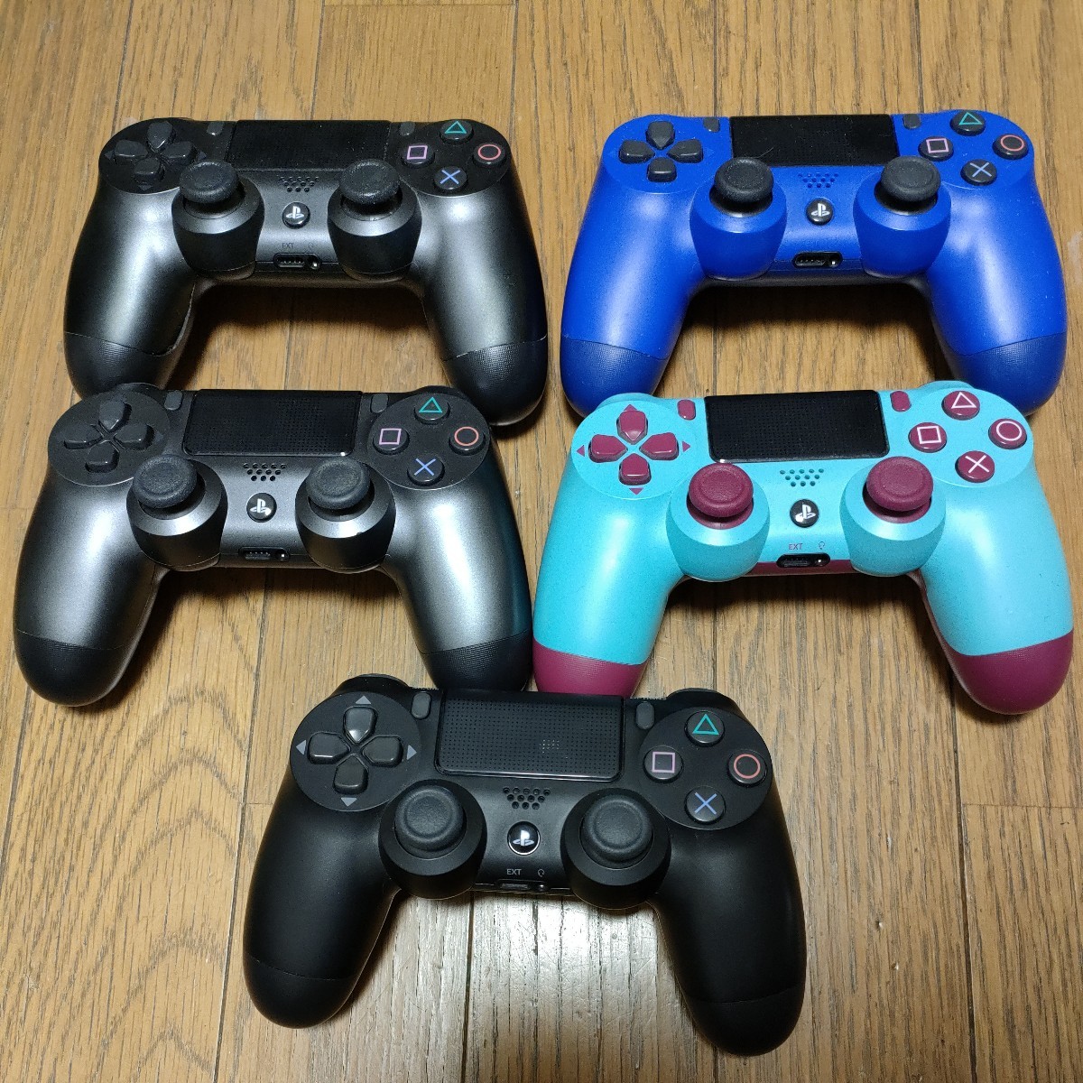 PS4コントローラー DUALSHOCK4 5個セット ジャンクデュアルショック4 SONY PlayStation4 ガンメタリック ブルーの画像1