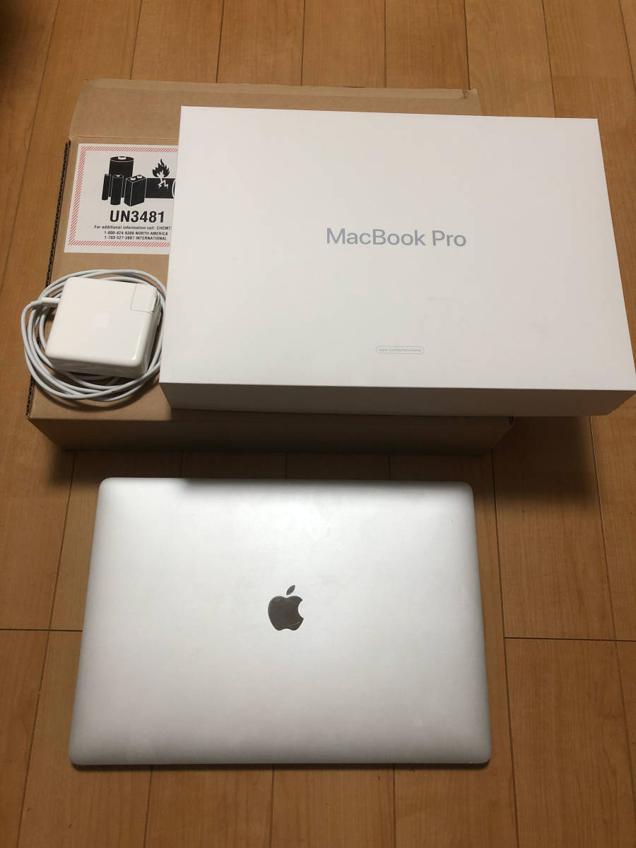 MacBook pro 15インチ 2018 corei9 メモリ32GB