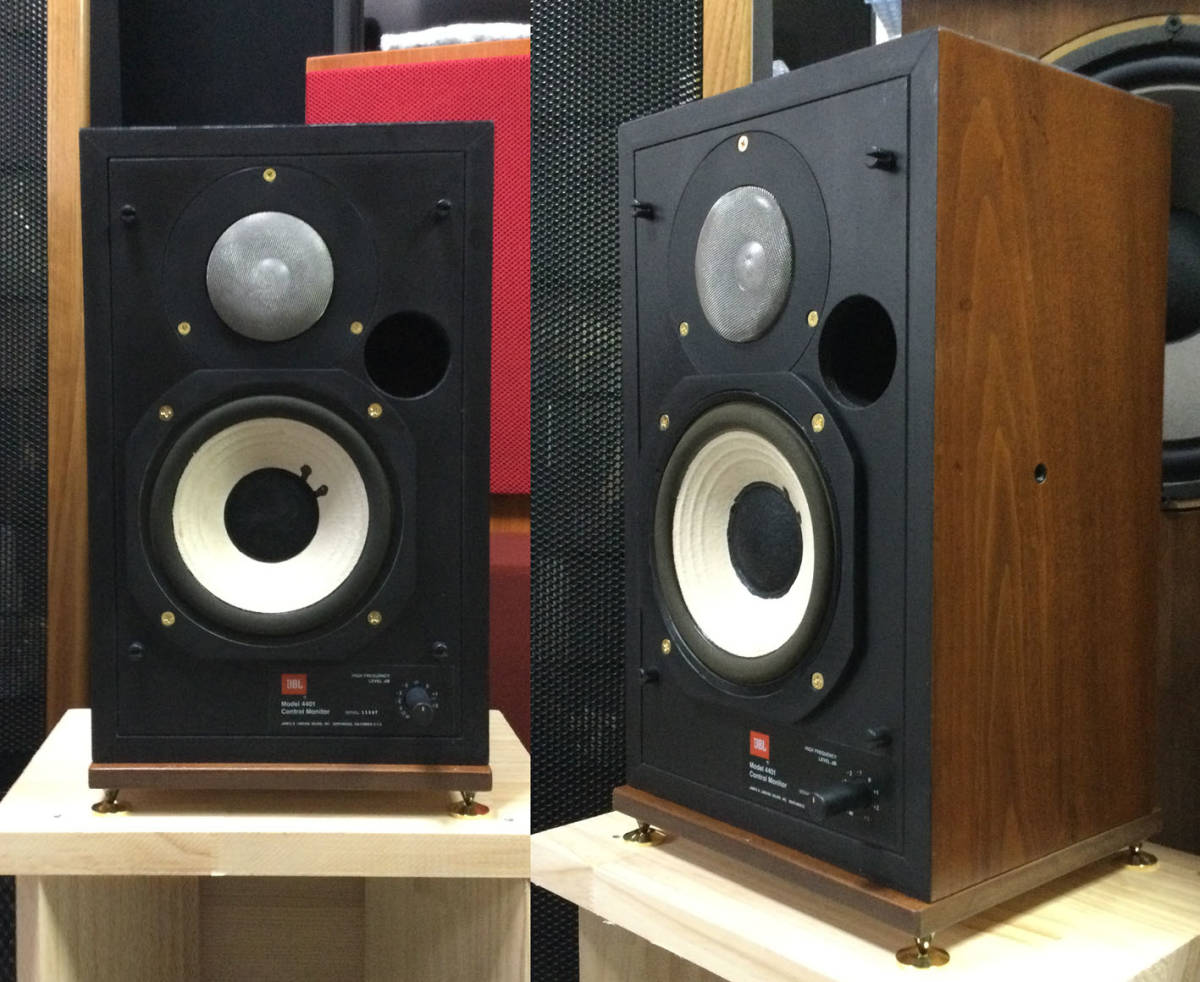 JBL 4401 + 取外可能スパイクボード 出音最高！ 苦心のリフォーム クリーニング済