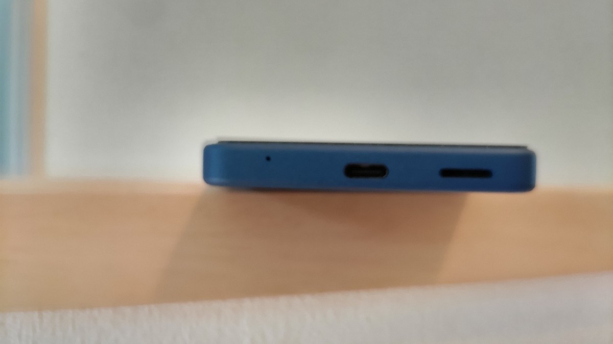 SONY xperia ACEⅲブルー SOG08 au版 使用期間3週間 中古美品