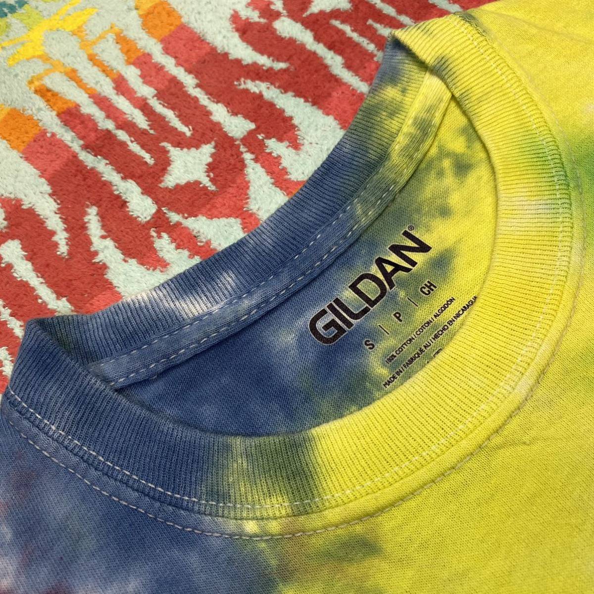 印象抜群!Tie-Dyed in USA本場FLORIDA発The Colortone tie-dye.Rainbow&Multicolor GILDAN 100%Cotton5.3ozタイダイ スパイラルTシャツS_生地挟み縫製丈夫なバインダーNeckノビ無し