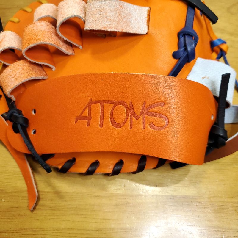 アトムズ 日本製 キャッチターゲット トレーニンググラブ ATOMS 56 一般用大人サイズ 内野用 硬式グローブ_画像6