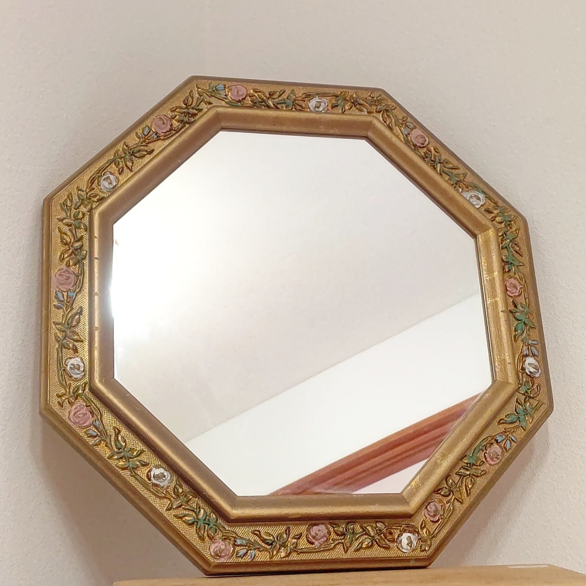 イタリア製 アンティーク調 八角ミラー 壁掛け 鏡 レトロ 花模様 
