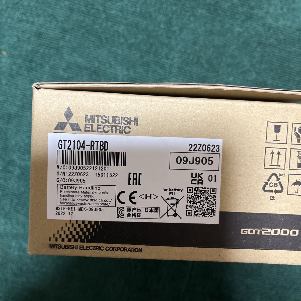 国内正規品□GT2104-RTBD□新品・タッチパネル 三菱電機 GOT2000