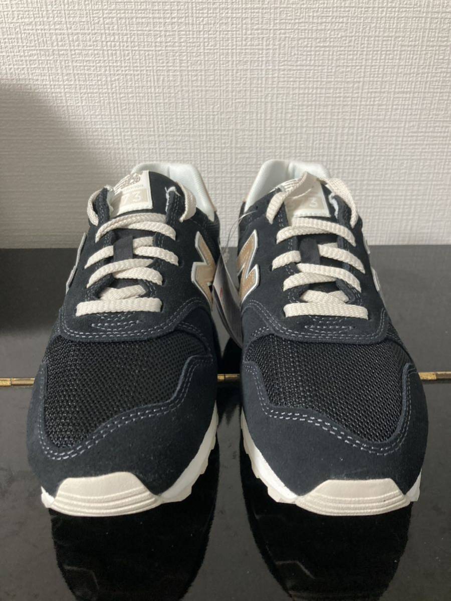 新品未使用品25cmニューバランス(newbalance)レディーススニーカー