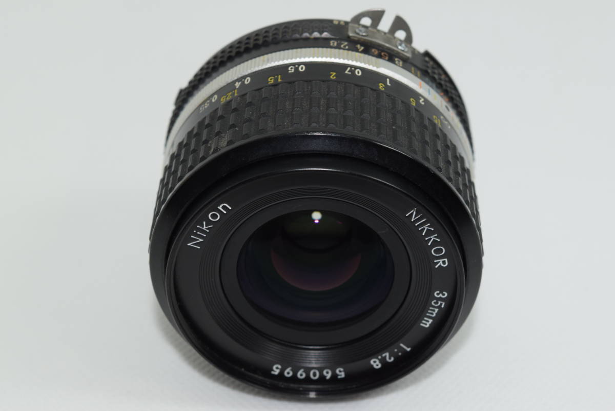 Nikon Nikkor Ai-s Ais 35mm f/2.8 Wide Angle MF Lens From Japan [美