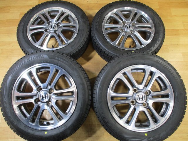 新品に近いスタッドレスタイヤ付 バリ山! イボ付き! ホンダ N-BOX 純正
