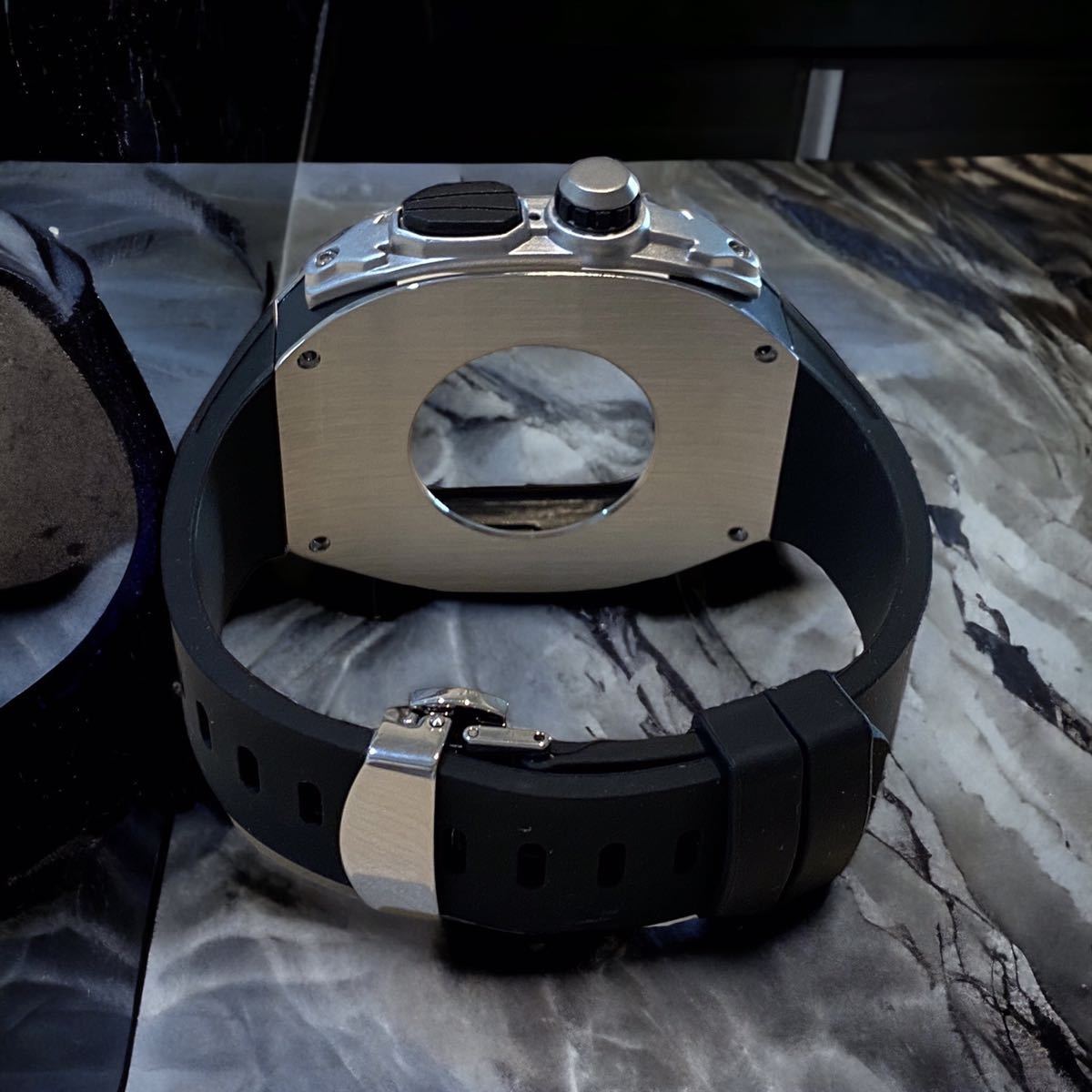 黒銀49mm apple watch ultra アップルウォッチウルトラ メタル ケース