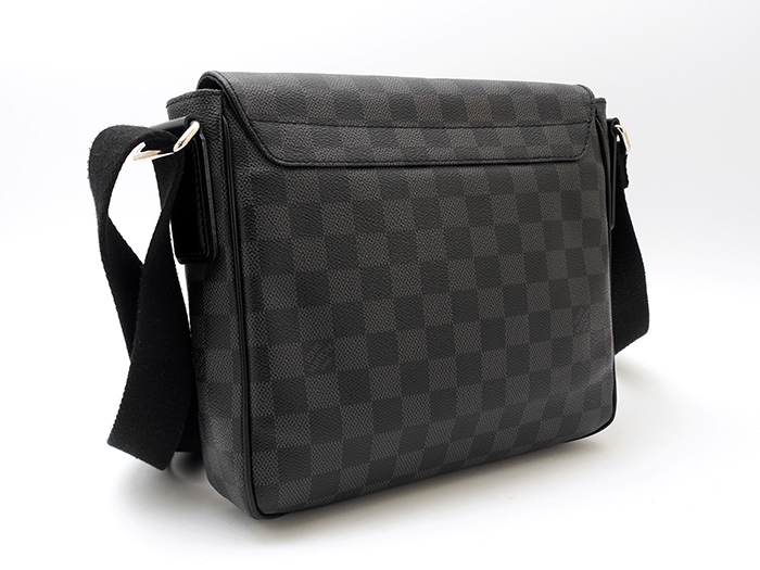 極美品】 LOUIS VUITTON ルイヴィトン ダミエ グラフィット ディストリ