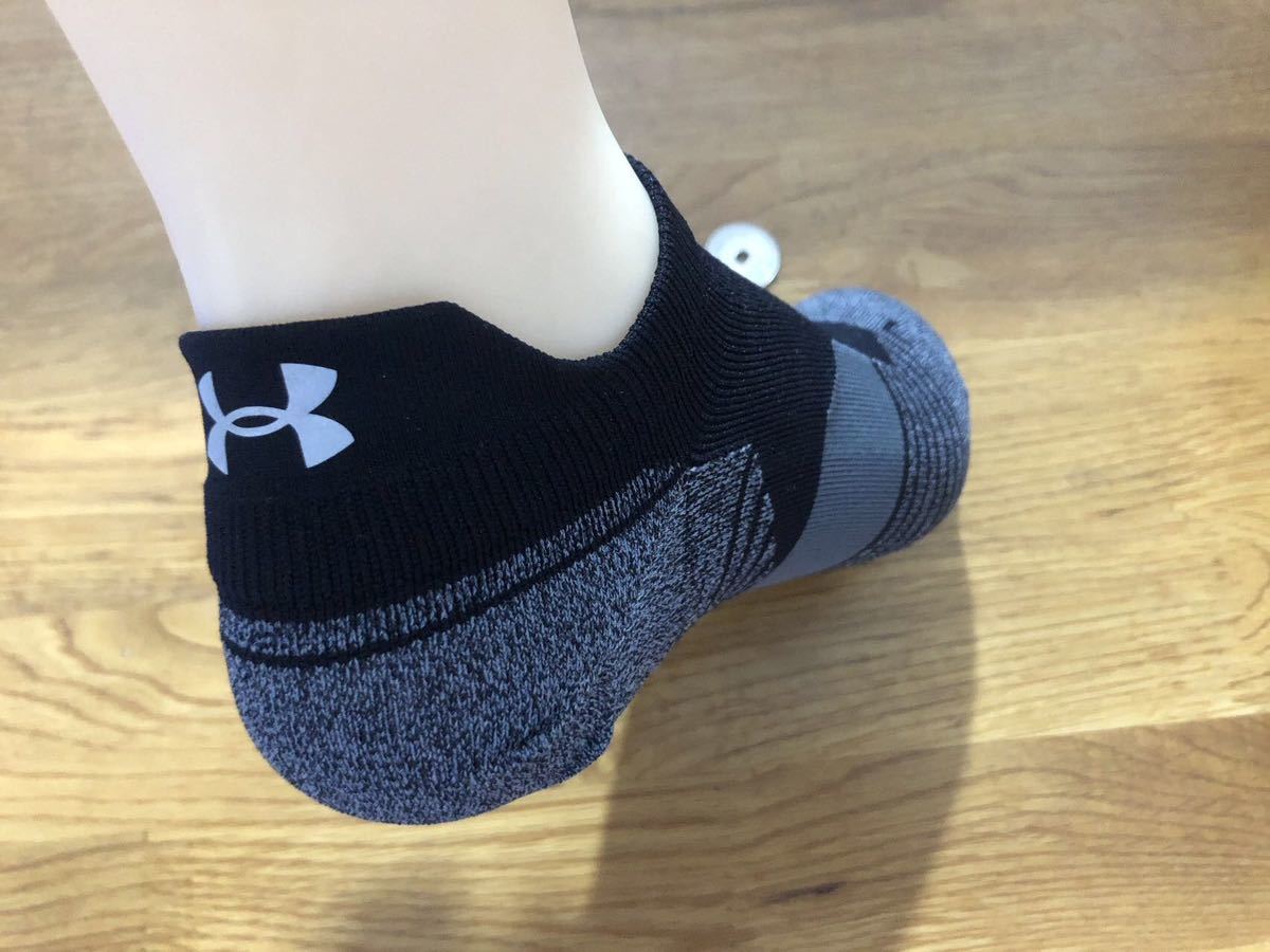 新品アンダーアーマーUNDER ARMOUR レディースソックス4足セット603