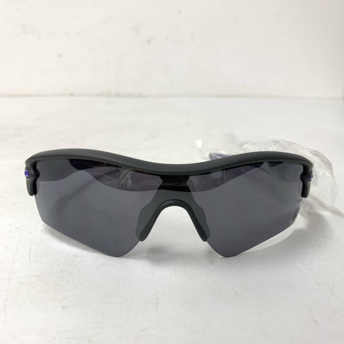 新品未使用 箱付き OAKLEY サングラス Radar path 眼鏡 メガネ 24-27s 132 USA製 アメリカ製 黒 紫 オークリー【送料一律/同梱可能】#74の画像7