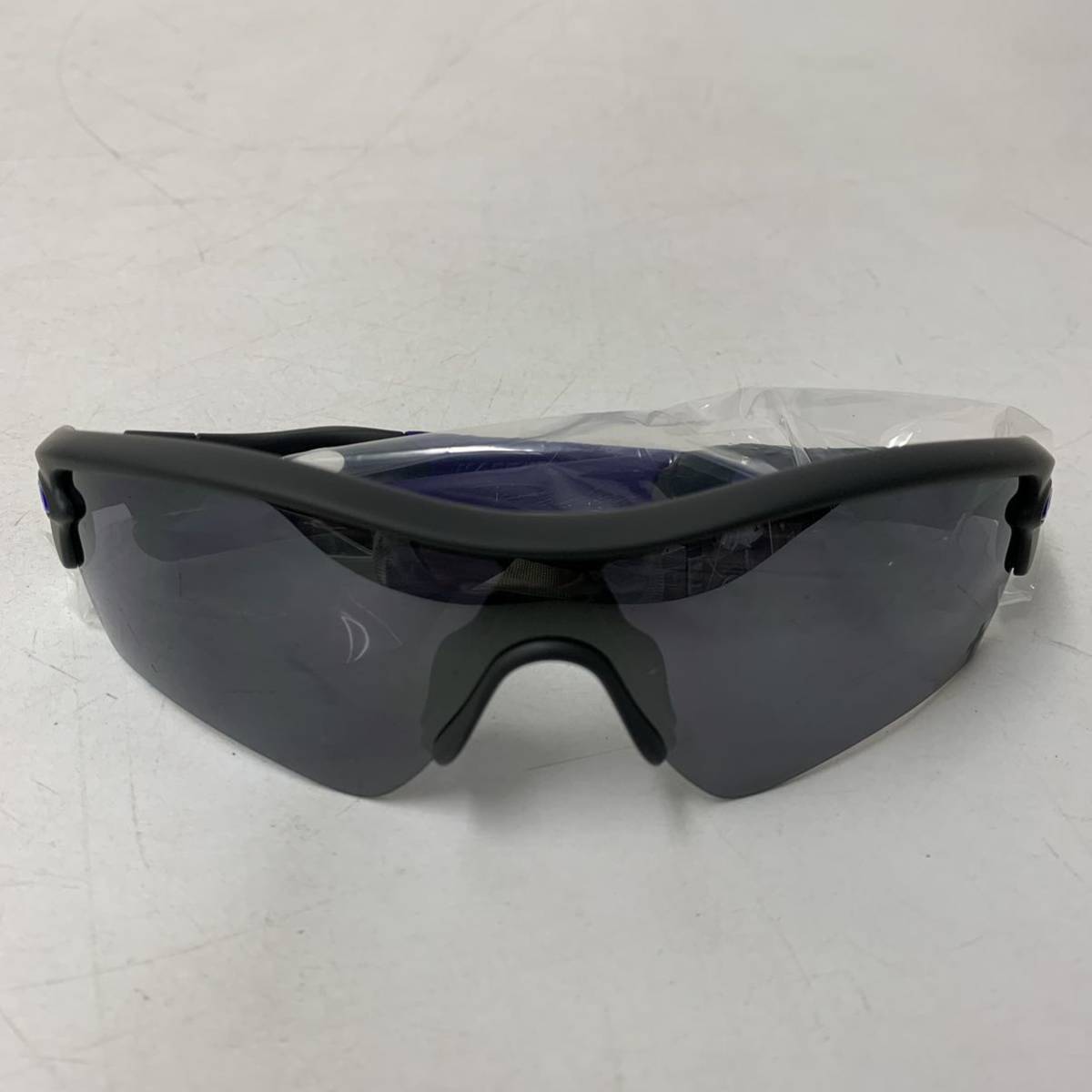 新品未使用 箱付き OAKLEY サングラス Radar path 眼鏡 メガネ 24-27s 132 USA製 アメリカ製 黒 紫 オークリー【送料一律/同梱可能】#74の画像5