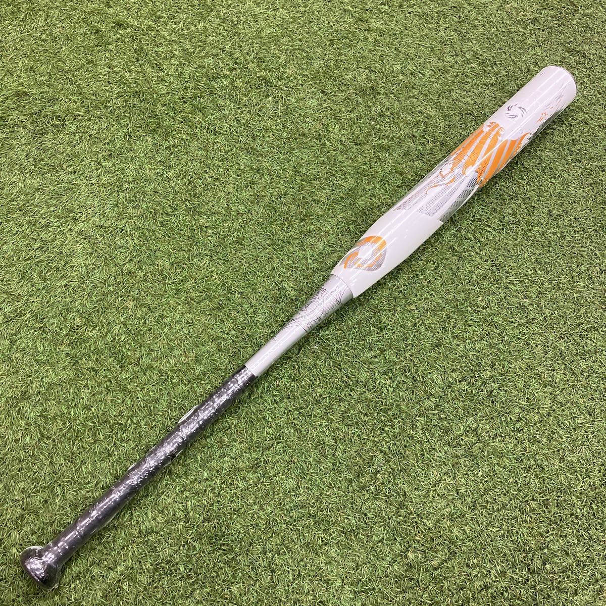 新品　未使用　Wilson DeMARINI ソフトボールバット 3号用 ディマリニフェニックス H＆H ソフトボール用 ゴム3号 WTDXJSUPE 84cm