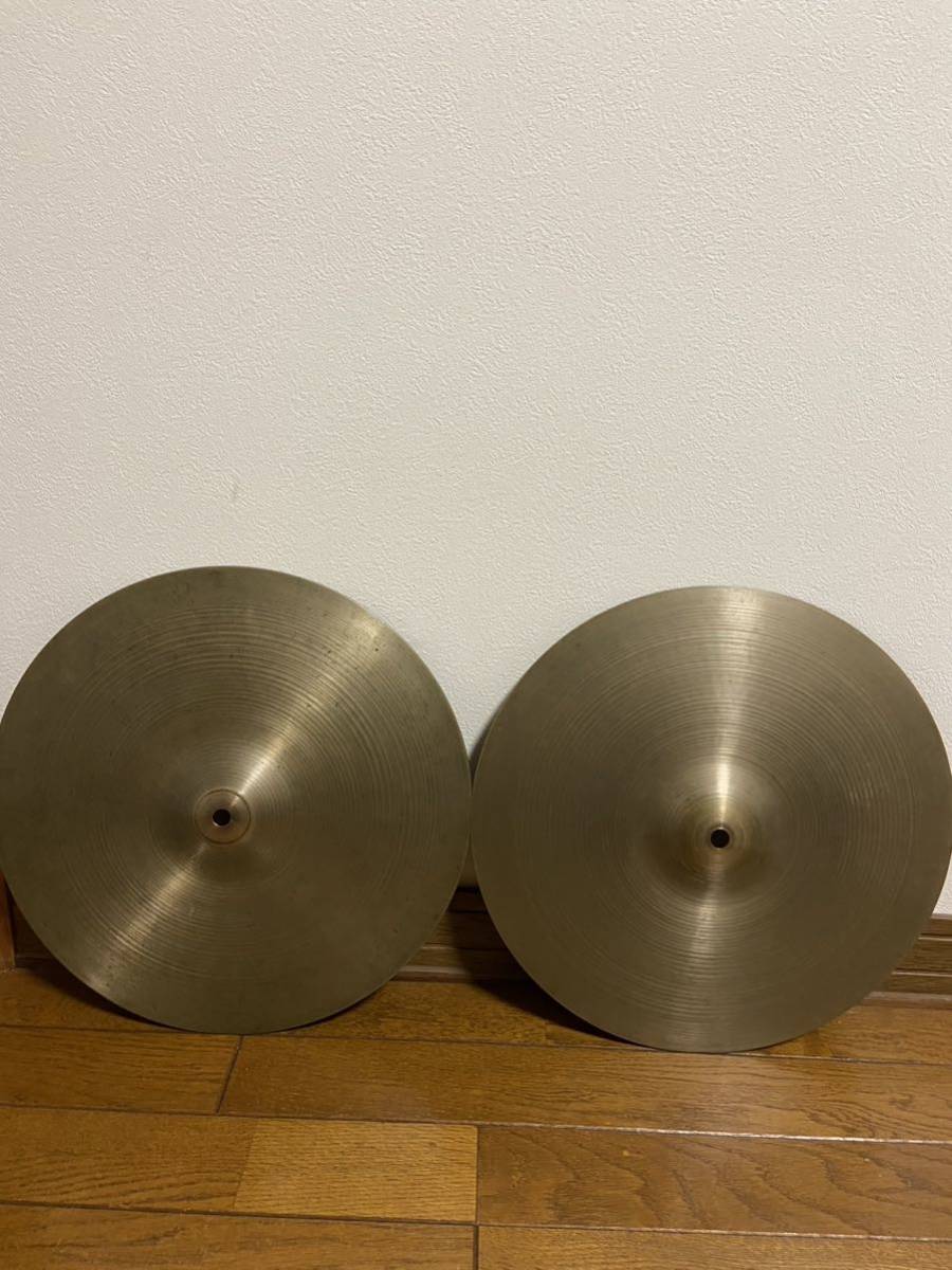 ジルジャン ニュービートハイハット 14” 中古 Top 828g Bottom 1212g