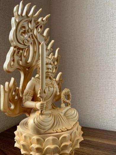 極上品 仏像 木彫 不動明王像 檜木 |