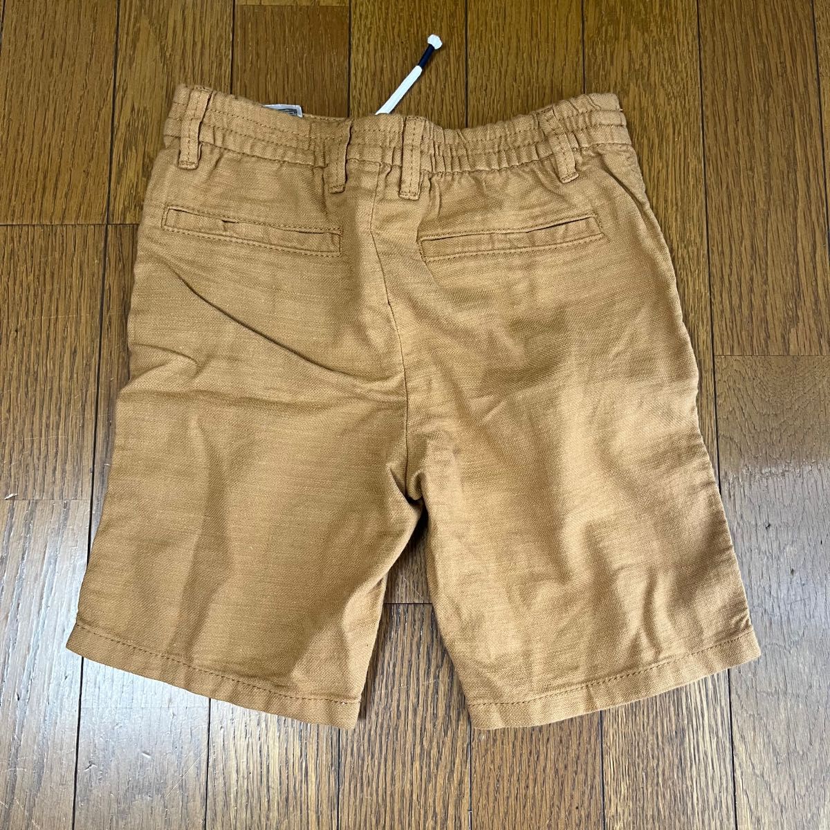 新品　タグ付き　ショートパンツ ハーフパンツ　Ｈ＆Ｍ　120cm