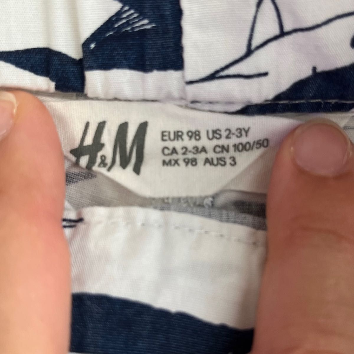 ショートパンツ　くじら　 ハーフパンツ　H&M 100cm