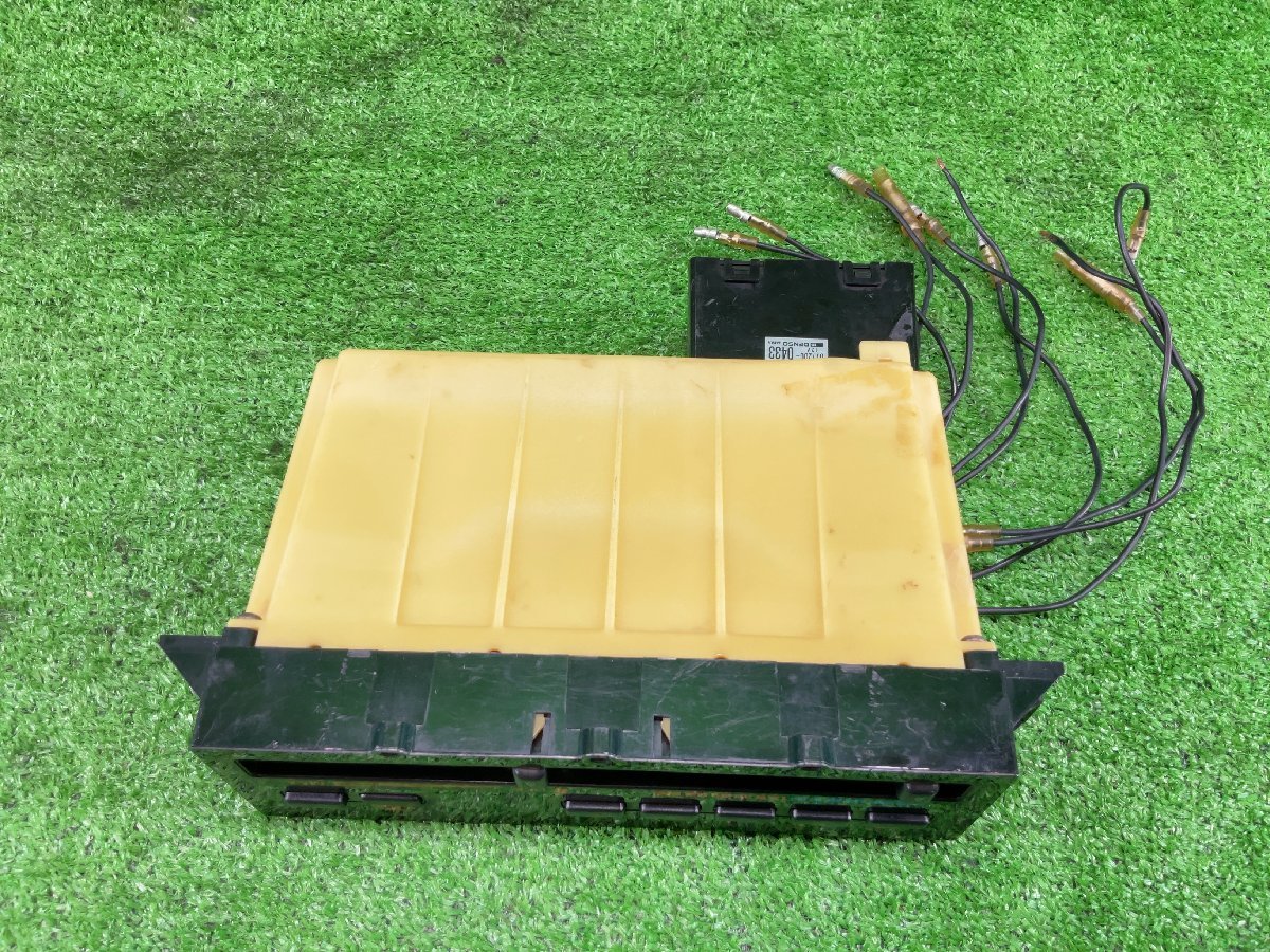 壱 エアコンスイッチマツダ サバンナ RX-7 FC3S 後期 純正 エアコンパネル A/C クーラー 33683 RA12 JChere雅虎拍卖代购 マツダ RX-7 FC3S 後期 エアコンパネル エアコンスイッチ A C