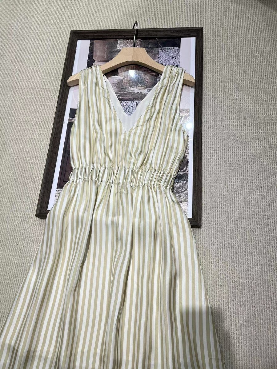 送料無料 Brunello Cucinelli ブルネロクチネリ ワンピース ロング V
