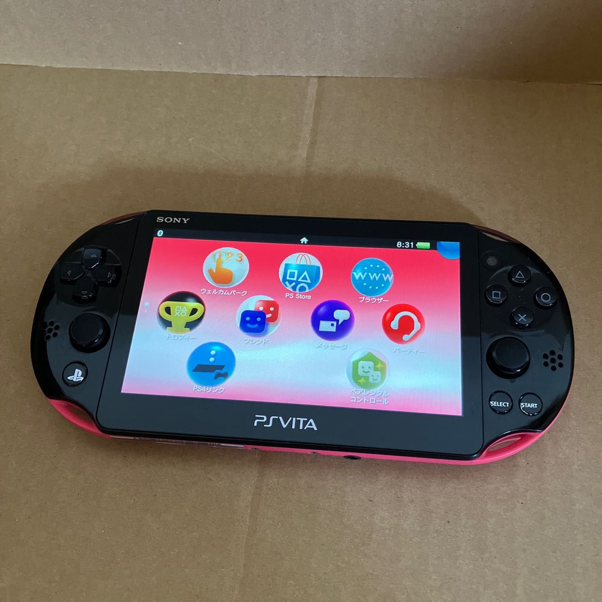 SONY PS Vita PCH-2000 Wi-Fiモデル PlayStation Vita ピンク ブラック