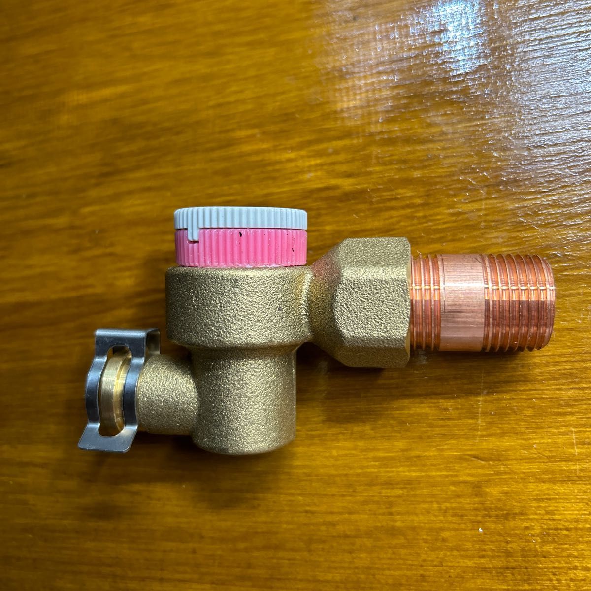 lixil inax A−3174-11 開放型逆止弁付き流量調整栓(湯側) 新品 lixil inax A−3174-11 開放型逆止弁付き流量調整栓(湯側) 新品
