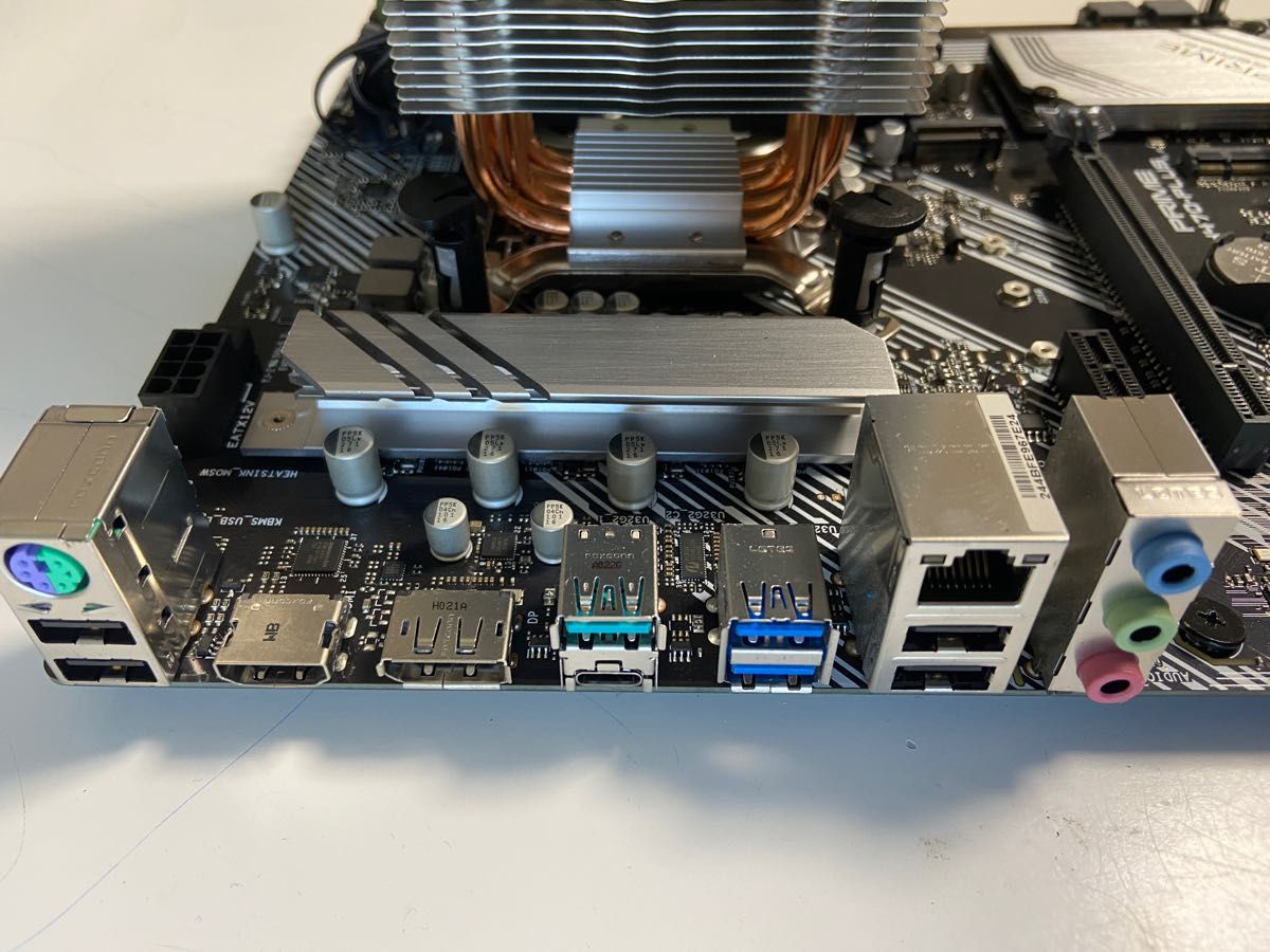 core i7 10700/asus prime H470-PLUS/CPUファン/メモリ16g ssd500gb