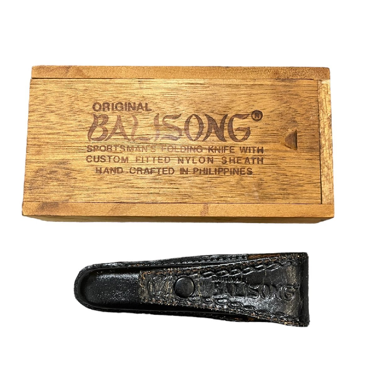 【中古品】 BALISONG バリソン ボーンハンドル ナイフ 11-520 折り畳み 包丁 木箱入り W44240RE