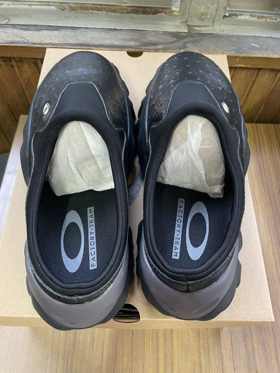 BrainDead × Oakley Factory Team Ostrich Chop Saw Mule ブレイン