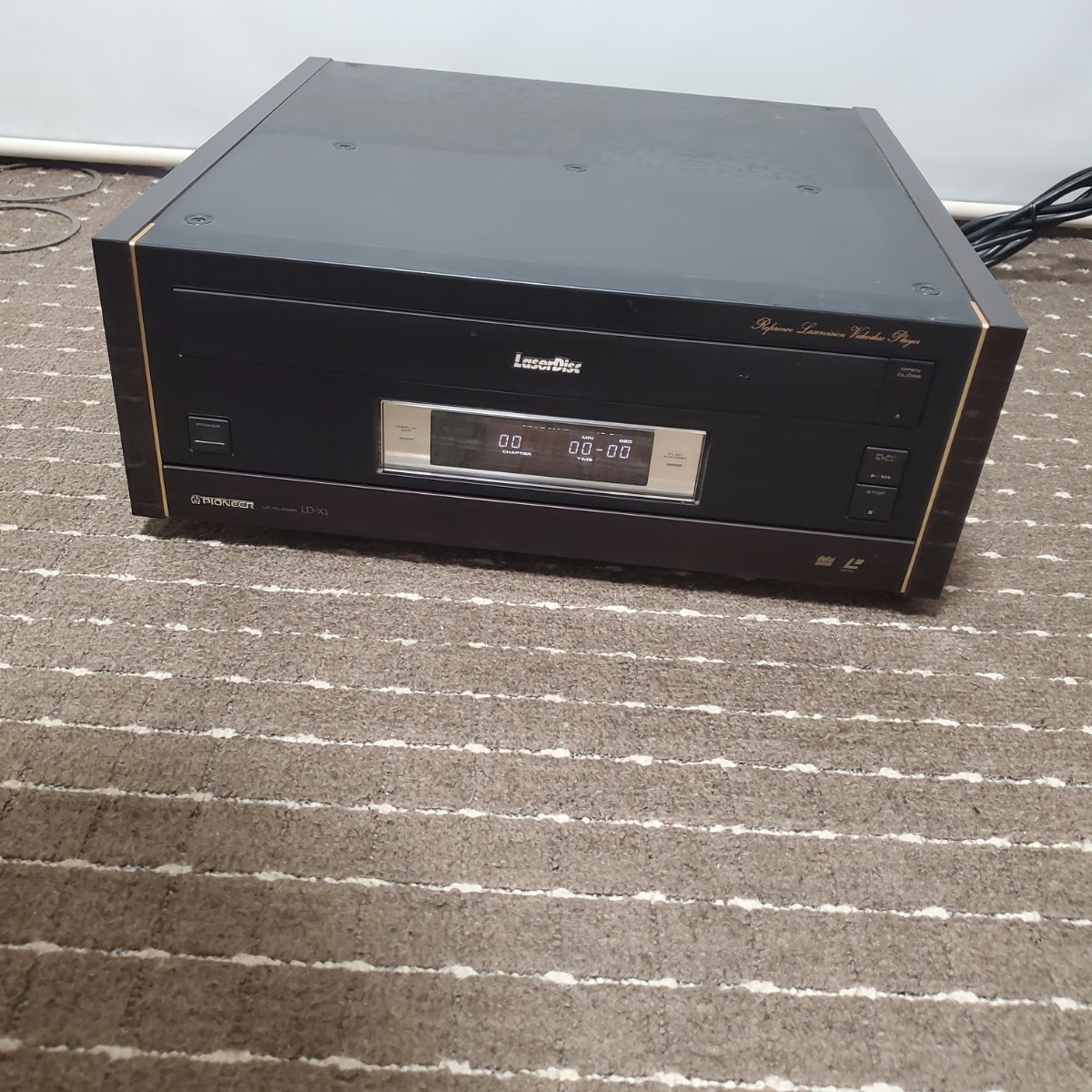  prompt decision PIONEER LD-X1 laser disk player Junk 