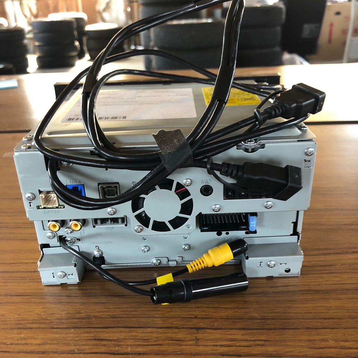 KENWOOD ケンウッド MDV-S707W フルセグ Bluetooth USB メモリーナビ