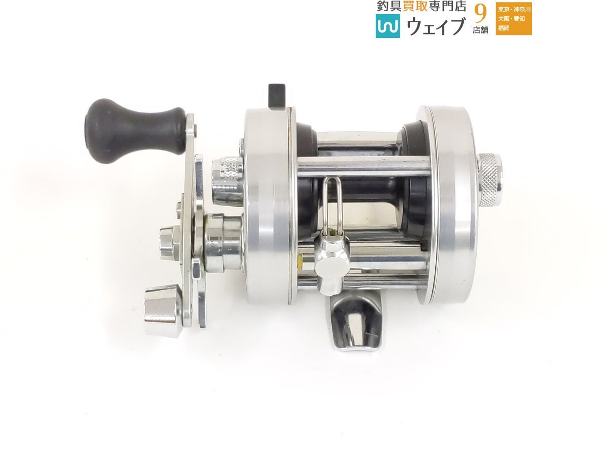 【再入荷】 アンバサダー アブガルシア ABU 2500C 美品 シルバー 0-68 #06-68 アブガルシア
