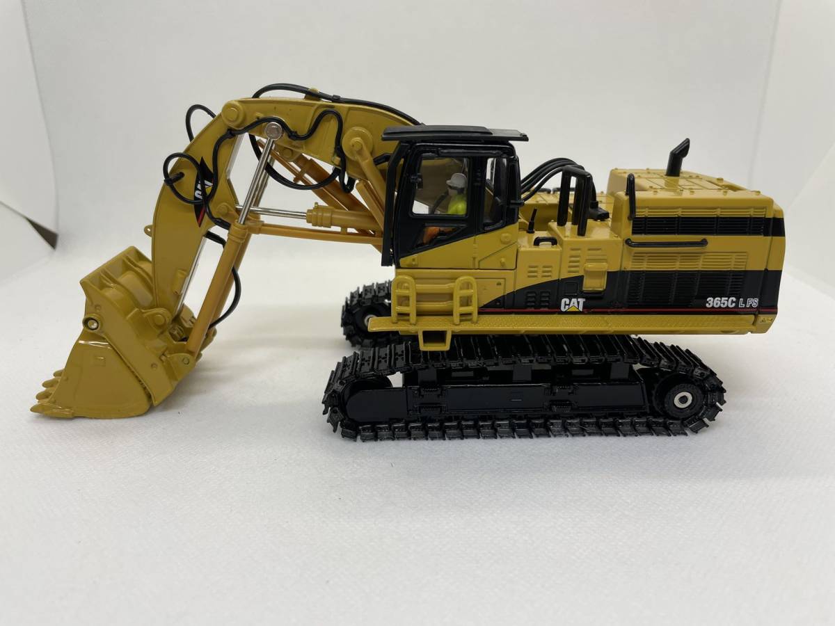 DM 1/50 CAT 365C FRONT SHOVEL 85160C J06-0-019の画像2