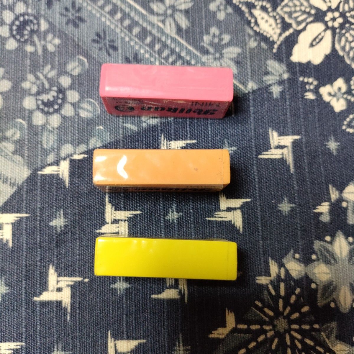 pelikan 消しゴム　eraser　ペリカン