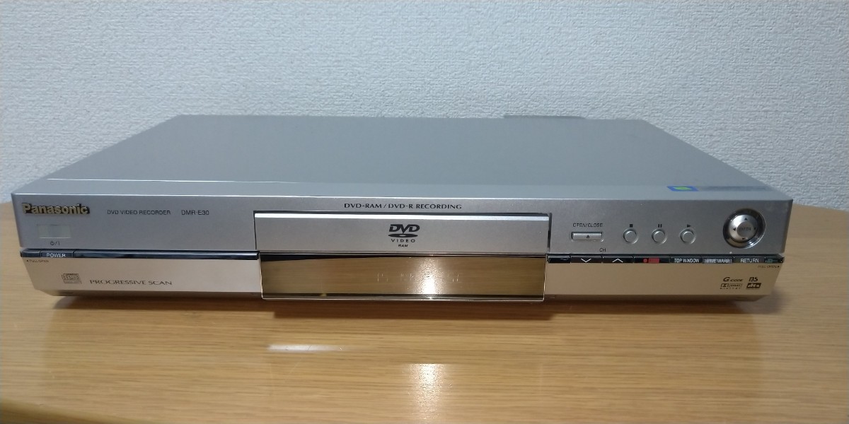 Panasonic パナソニック DVDレコーダー DMR-E30_画像1