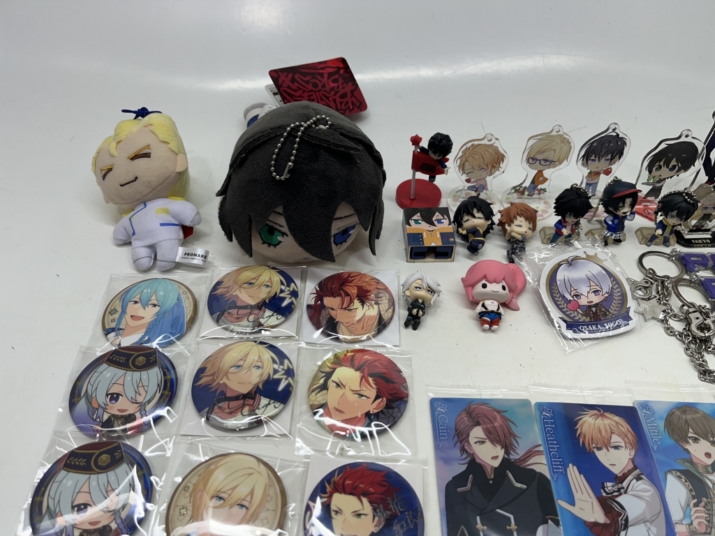 [0738]. woman series goods summarize .. start Conan I dolishu seven hip my tsu chair te soft toy can badge clear file etc. secondhand goods 